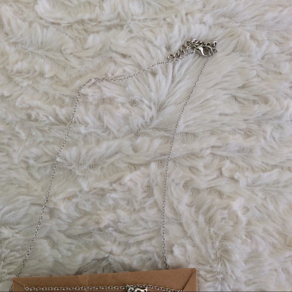 Hamsa love & protection dainty necklace - Picture 2 of 2